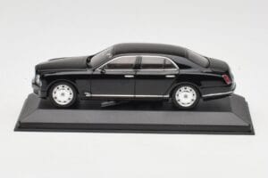 Bentley Mulsanne Preto Minichamps 1:43 436139900 Metal