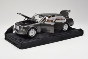 Bentley Mulsanne Brodgar Metallic Minichamps 1:18 BL843 Metal - imagem 2 de 8