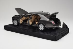Bentley Mulsanne Brodgar Metallic Minichamps 1:18 BL843 Metal - imagem 5 de 8