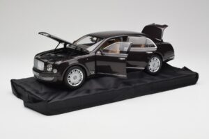 Bentley Mulsanne Burnt Oak Minichamps 1:18 100139905 Metal - imagem 2 de 8