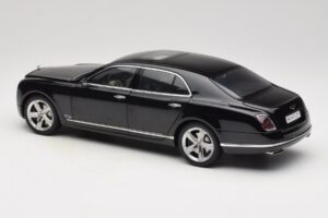 Bentley Mulsanne Speed Onyx Black Kyosho 1:18 08910NX Metal - imagem 7 de 8