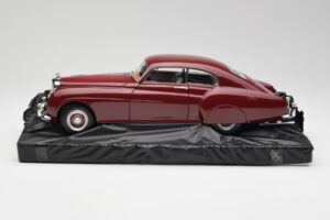 Bentley R-Type Continental Tudor Vermelho Minichamps 1:18 100139421 Metal - imagem 4 de 8