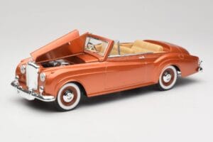 Bentley Type S2 Mulliner Cabriolet Tudor Laranja Metálico Solido 1:18 8007 Metal - imagem 2 de 8