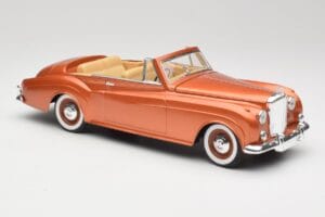 Bentley Type S2 Mulliner Cabriolet Tudor Laranja Metálico Solido 1:18 8007 Metal - imagem 6 de 8