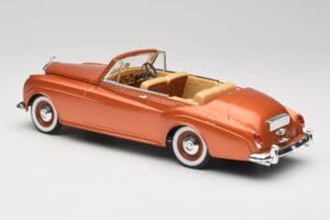 Bentley Type S2 Mulliner Cabriolet Tudor Laranja Metálico Solido 1:18 8007 Metal - imagem 7 de 8