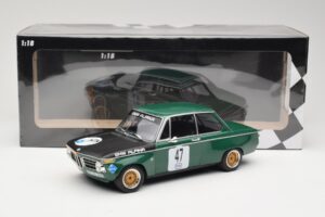 BMW 1600-2 BMW Alpina #47 P. Meyer Internationales ADAC Eifelrennen Nurburgring 1971 Minichamps 1:18 155712647 Metal - imagem 6 de 6