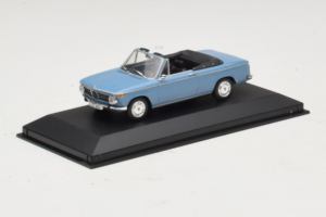 BMW 1600 Cabriolet Azul Minichamps 1:43 80420396188 Metal - imagem 2 de 4