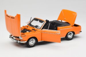 BMW 1600 Cabriolet Laranja Minichamps 1:18 100021030-O Metal - imagem 2 de 8
