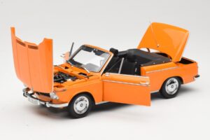 BMW 1600 E10 Cabriolet Laranja Minichamps 1:18 100021030 Metal - imagem 2 de 8