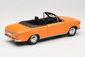 BMW 1600 E10 Cabriolet Laranja Minichamps 1:18 100021030 Metal - imagem 3 de 8