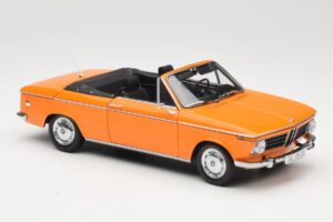 BMW 1600 E10 Cabriolet Laranja Minichamps 1:18 100021030 Metal - imagem 6 de 8