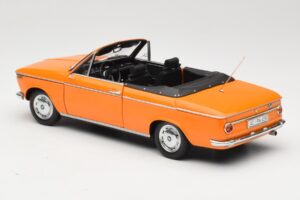 BMW 1600 E10 Cabriolet Laranja Minichamps 1:18 100021030 Metal - imagem 7 de 8