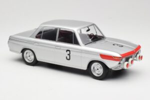 BMW 1800 TiSA #3 D. Glemser / J. Ickx 24 Hours of Spa 1965 Minichamps 1:18 155652903 Metal - imagem 4 de 6