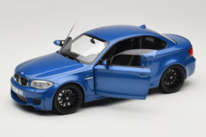 BMW 1M Coupe E82 Blue Metallic Minichamps 1:18 110020025 Metal - imagem 2 de 8
