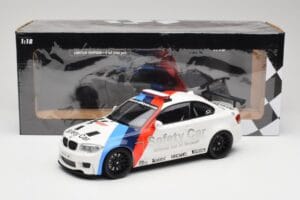 BMW 1M Coupe E82 Safety Car MotoGP 2011 Minichamps 1:18 110020040 Metal - imagem 8 de 8