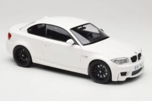BMW 1M Coupe E82 Branco Minichamps 1:18 110020022 Metal - imagem 6 de 8