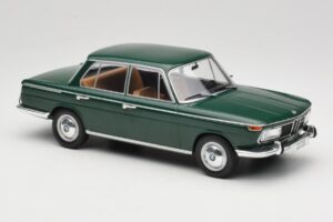 BMW 2000 121 Verde MCG 1:18 MCG18542 Metal - imagem 4 de 6