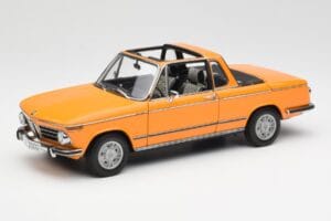 BMW 2002 E10 Cabriolet Colorado Laranja AUTOart 1:18 80430300713 Metal