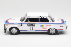 BMW 2002 #11 A. Warmbold / J. Todt RAC Rally 1973 IXO 1:18 18RMC164 Metal - imagem 3 de 6
