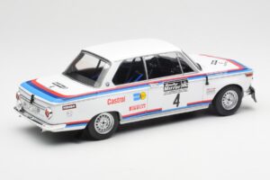 BMW 2002 #4 B. Waldegard / H. Thorzelius RAC Rally 1973 IXO 1:18 18RMC163 Metal - imagem 2 de 6