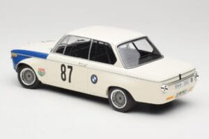 BMW 2002 Tii E10 #87 H. Hahne Grand Prix Brno 1969 Minichamps 1:18 155692787 Metal - imagem 5 de 6