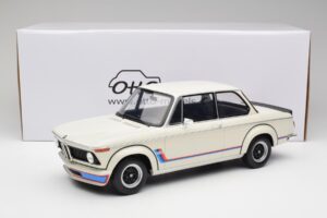 BMW 2002 Turbo E10 Chamonix Branco Otto 1:12 G077 Resina - imagem 5 de 5