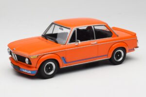 BMW 2002 Turbo Laranja Minichamps 1:18 155026202 Metal