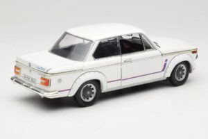 BMW 2002 Turbo E10 Branco Anson 1:18 30393 Metal - imagem 3 de 8