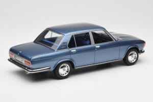 BMW 2500 E3 Blue Metallic BoS Models 1:18 BOS030 Resina - imagem 2 de 6