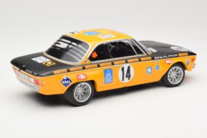 BMW 2800 CS BMW Alpina #14 H. Kelleners / G. Huber Winners 24 Hours of Spa 1970 Minichamps 1:18 155702714 Metal - imagem 2 de 6