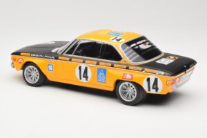 BMW 2800 CS BMW Alpina #14 H. Kelleners / G. Huber Winners 24 Hours of Spa 1970 Minichamps 1:18 155702714 Metal - imagem 5 de 6