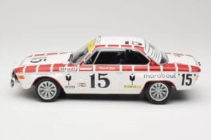 BMW 2800 CS E9 #15 Team Marabout Gaye / S. Braillard 24 Hours of Spa 1972 Minichamps 1:18 155722715 Metal - imagem 3 de 6