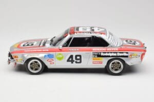 BMW 2800 CS E9 #49 Team Schnitzer G. Herzog / H. Heyer 24 Hours of Spa 1972 Minichamps 1:18 155722749 Metal - imagem 3 de 6