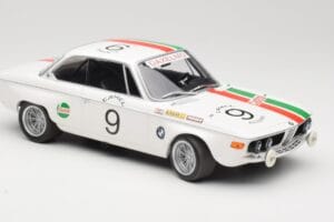 BMW 2800 CS E9 #9 Castrol BMW T. Moorkens / E. Haxhe 24 Hours of Spa 1971 Minichamps 1:18 155712709 Metal - imagem 4 de 6