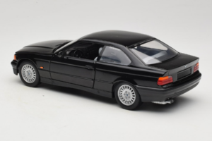 BMW 3 Series E36 Coupe Preto UT Models 1:18 BMW009 Metal - imagem 7 de 8