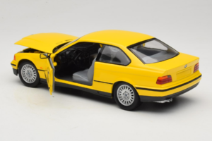 BMW 3 Series E36 Coupe Amarelo UT Models 1:18 180023320 Metal - imagem 5 de 8