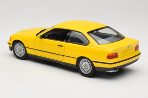 BMW 3 Series E36 Coupe Amarelo UT Models 1:18 180023320 Metal - imagem 7 de 8