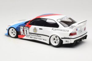 BMW 3 E36 Khyzyl Saleem Warsteiner Otto 1:18 OT1176 Resina - imagem 5 de 6