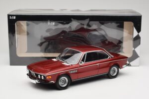 BMW 3.0 CSi E9 Red Metallic Minichamps 1:18 155028031 Metal - imagem 6 de 6