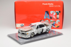 BMW 3.0 CSL Art Car Frank Stella Minichamps 1:18 80430150928 Metal - imagem 6 de 6