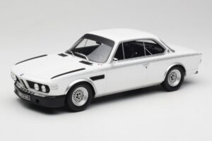 BMW 3.0 CSL E9 Chamonix White Otto 1:18 OT1145 Resina