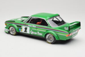 BMW 3.0 CSL E9 #1 Alpina G. Nilsson / D. Quester Winners Nürburgring 1977 Minichamps 1:18 155772501 Metal - imagem 5 de 6