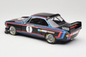 BMW 3.0 CSL E9 #1 BMW Motorsport H-J. Stuck Winner Norisring Trophy 1974 Minichamps 1:18 155742691 Metal - imagem 5 de 6