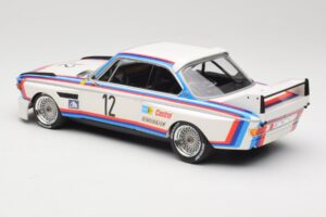 BMW 3.0 CSL E9 #12 BMW Motorsport C. Amon / H-J. Stuck Winners 6 Hours Nurburgring 1973 Minichamps 1:18 155732612 Metal - imagem 5 de 6