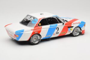 BMW 3.0 CSL E9 #2 Luigi Racing A. de Fierlant / P. Xhenceval Winners 24 Hours of Spa 1975 Minichamps 1:18 155752602 Metal - imagem 2 de 6