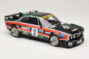 BMW 3.0 CSL E9 #2 Luigi Racing J-M. de Wael / A. de Fierlant Winners GP Nurburgring 1976 Minichamps 1:18 155762502 Metal - imagem 4 de 6