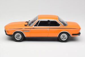 BMW 3.0 CSL E9 Laranja Minichamps 1:18 155028131 Metal - imagem 3 de 6