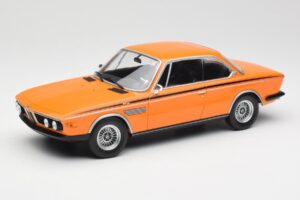 BMW 3.0 CSL E9 Laranja Minichamps 1:18 155028131 Metal