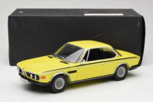 BMW 3.0 CSL E9 Amarelo Minichamps 1:18 80430137980 Metal - imagem 8 de 8