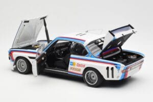 BMW 3.0 CSL #11 C. Amon / H. Stuck 24 Hours of Spa 1973 AUTOart 1:18 87347 Metal - imagem 5 de 8
